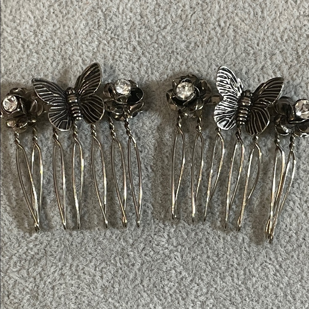 Vintage Silver tone and gunmetal Butterfly Hair Combs with Rhinestones 1.5”L - Picture 4 of 10